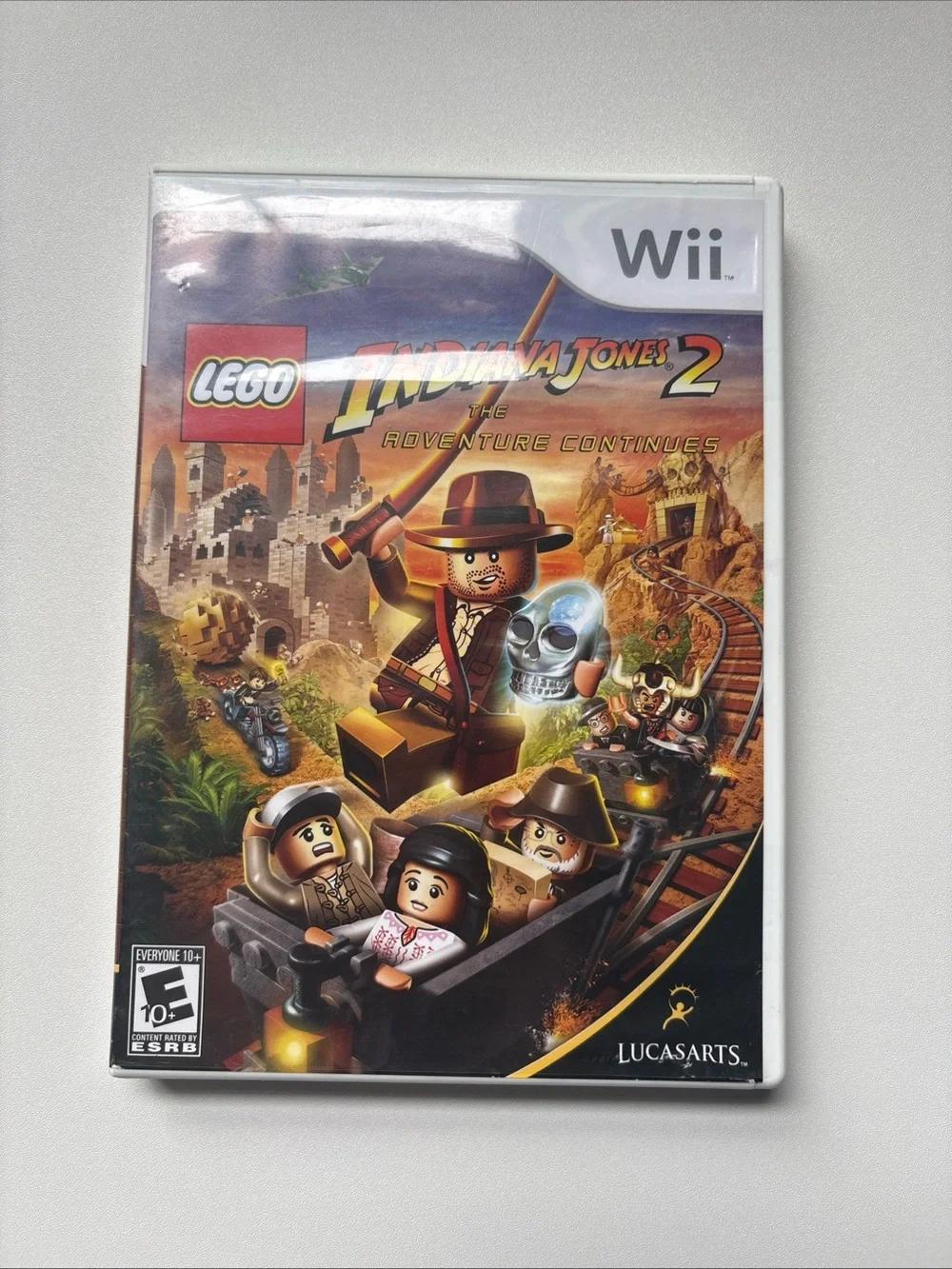 LEGO Indiana Jones 2 Wii - Brown and‎ Gold Cover